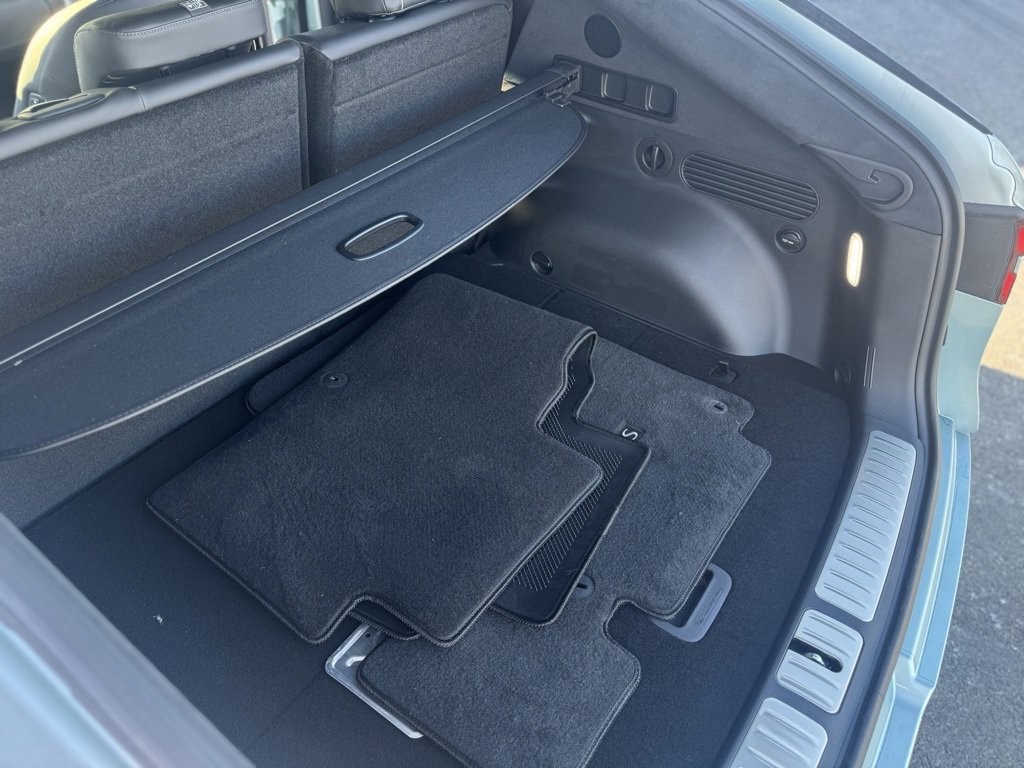 Used 2023 Genesis GV60 Performance image 14