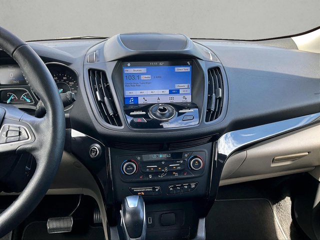 Used 2019 Ford Escape Titanium FWD image 8