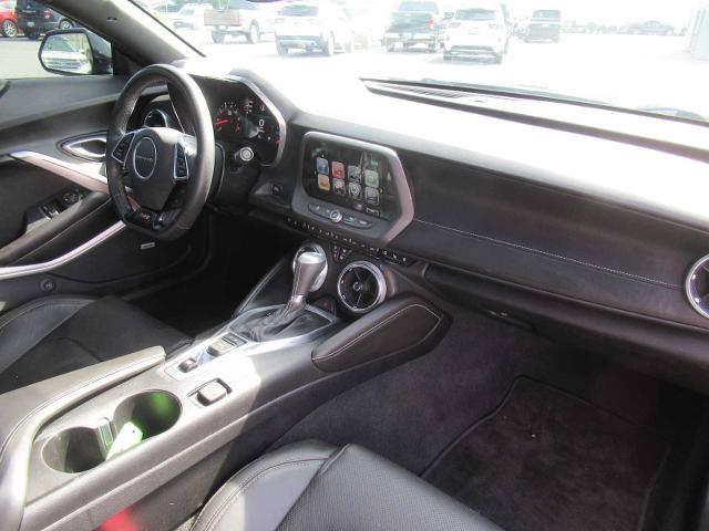 Used 2018 Chevrolet Camaro SS RWD image 17