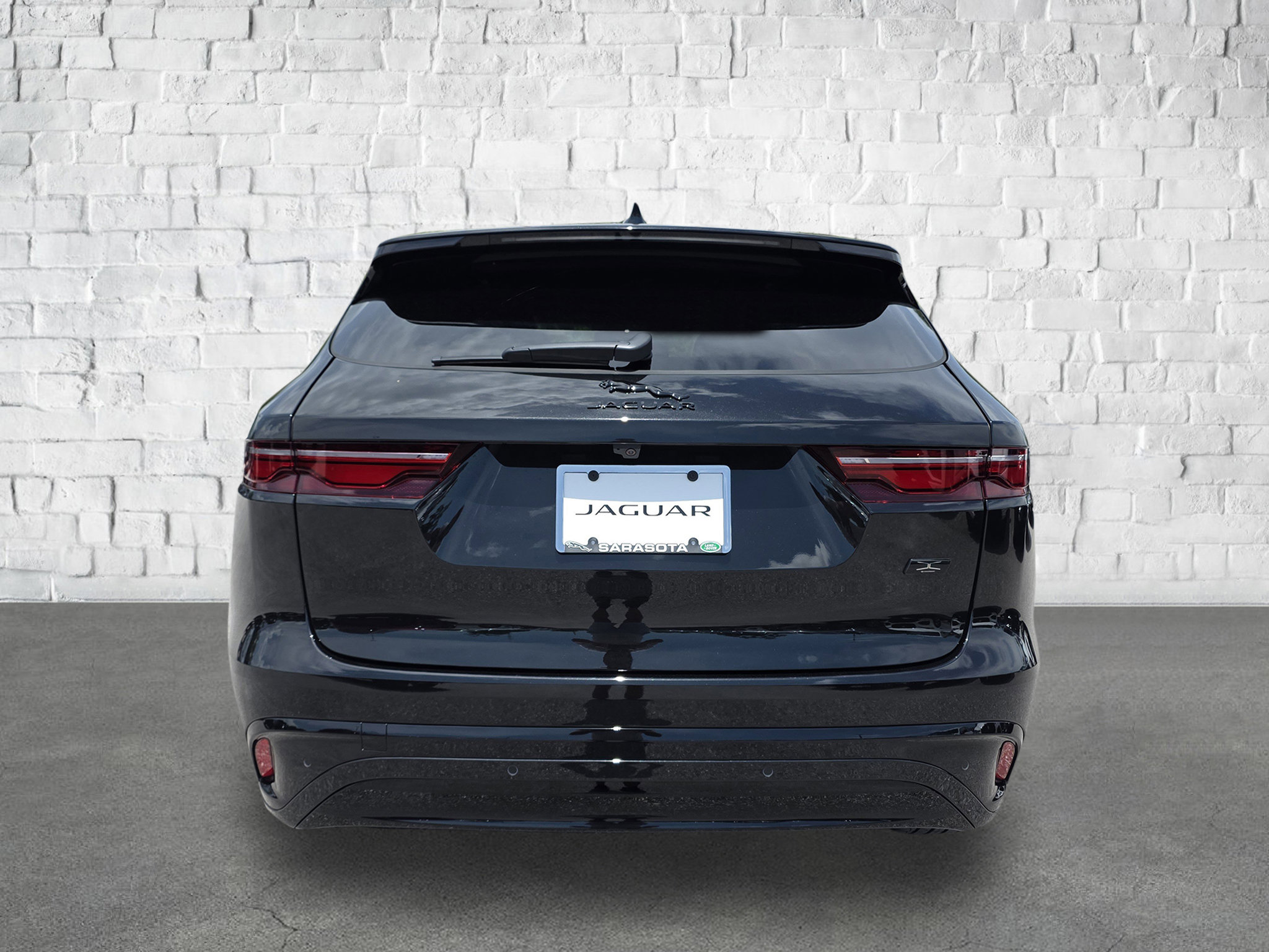 New 2026 Jaguar F-PACE R-Dynamic S image 5