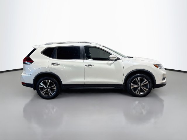 Used 2019 Nissan Rogue SV w/ Sun & Sound Touring Package AWD/4WD image 5