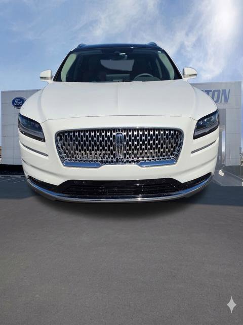 Used 2022 Lincoln Nautilus Reserve FWD image 13