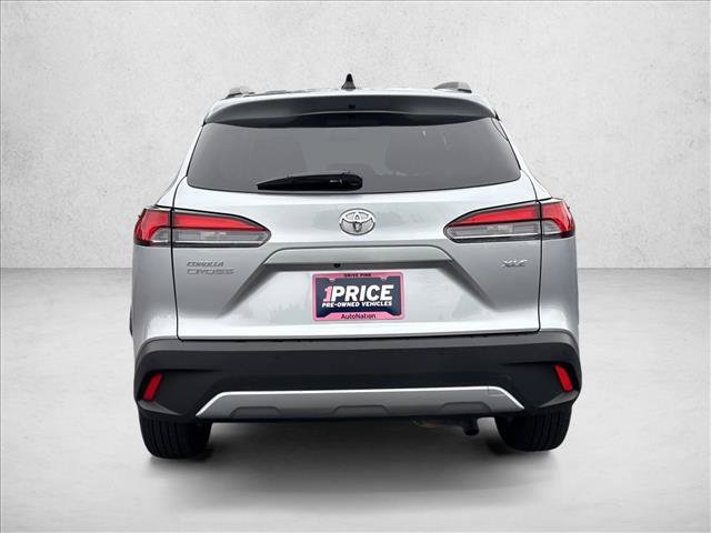 Certified 2025 Toyota Corolla Cross XLE FWD image 6