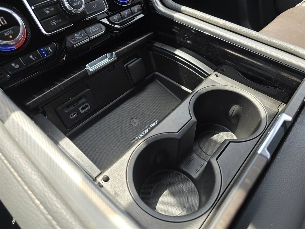 Used 2021 GMC Yukon Denali image 29