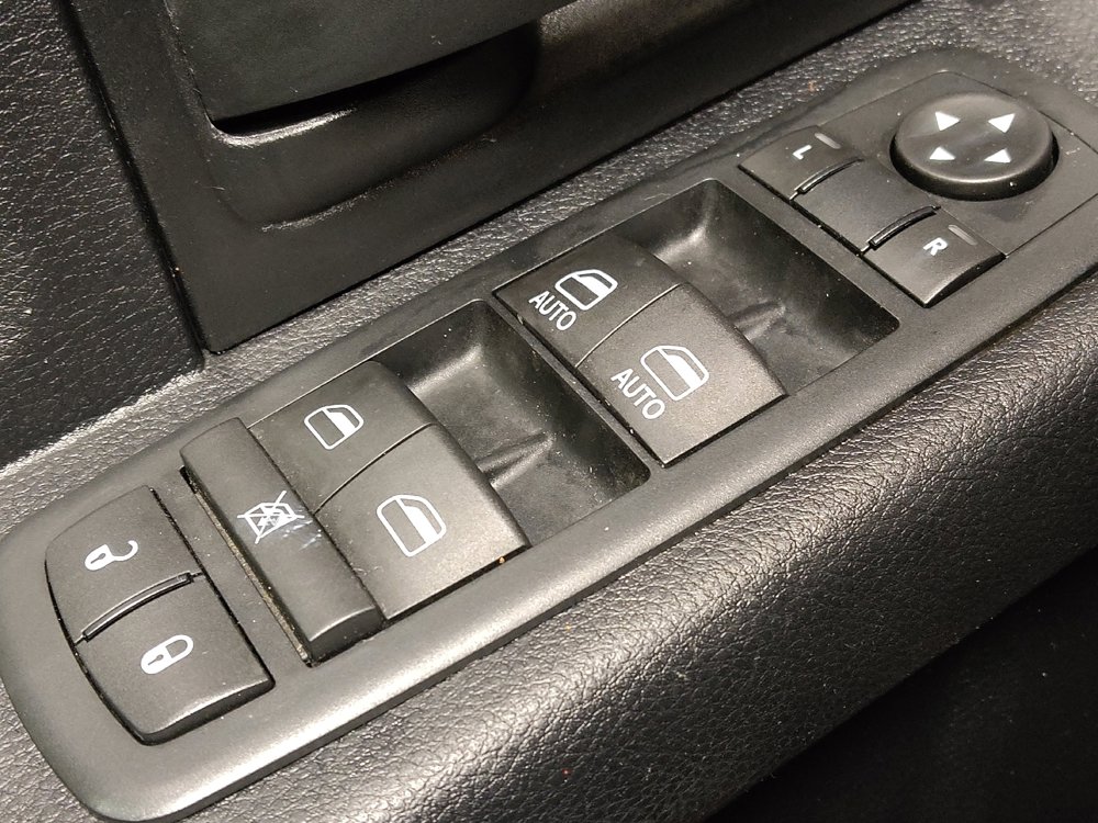 Used 2015 RAM 1500 Tradesman w/ Popular Equipment Group image 27