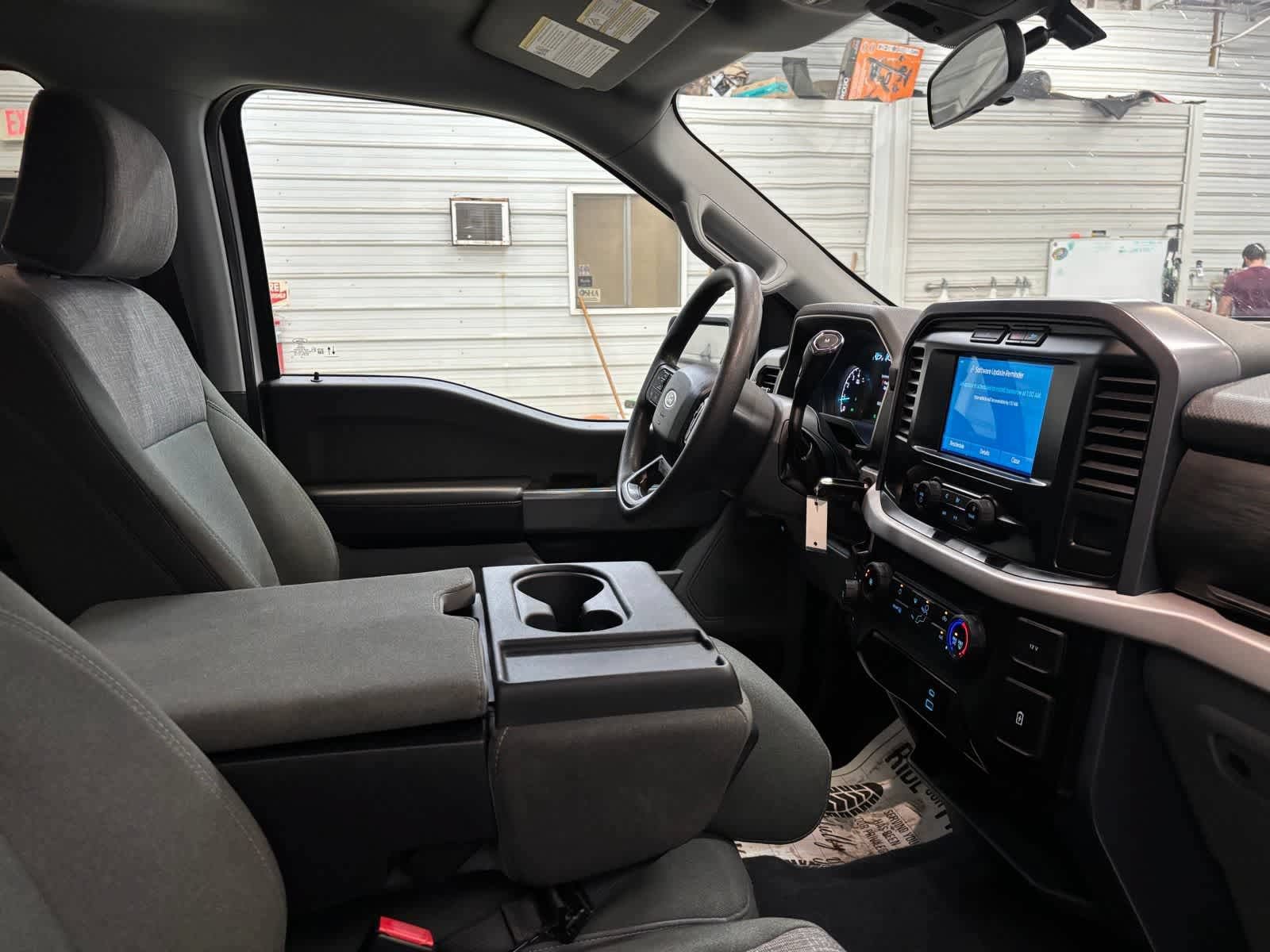 Used 2023 Ford F150 XLT AWD/4WD image 25