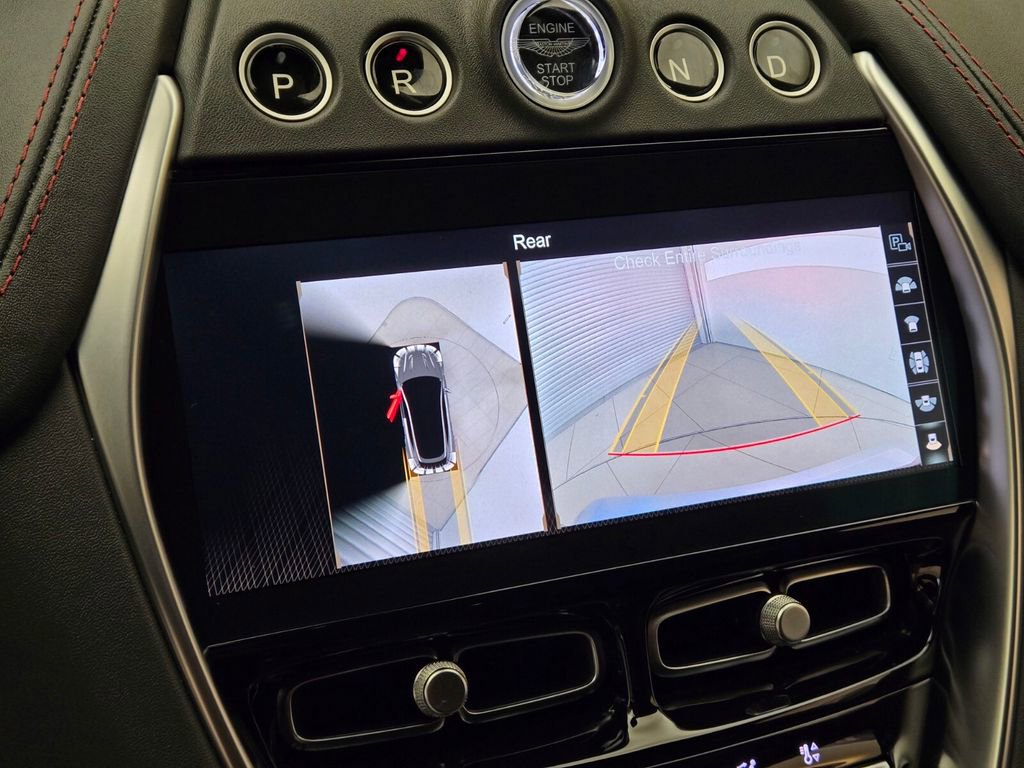 Used 2024 Aston Martin DBX image 39