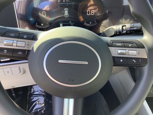 Used 2025 Hyundai Tucson SE image 31