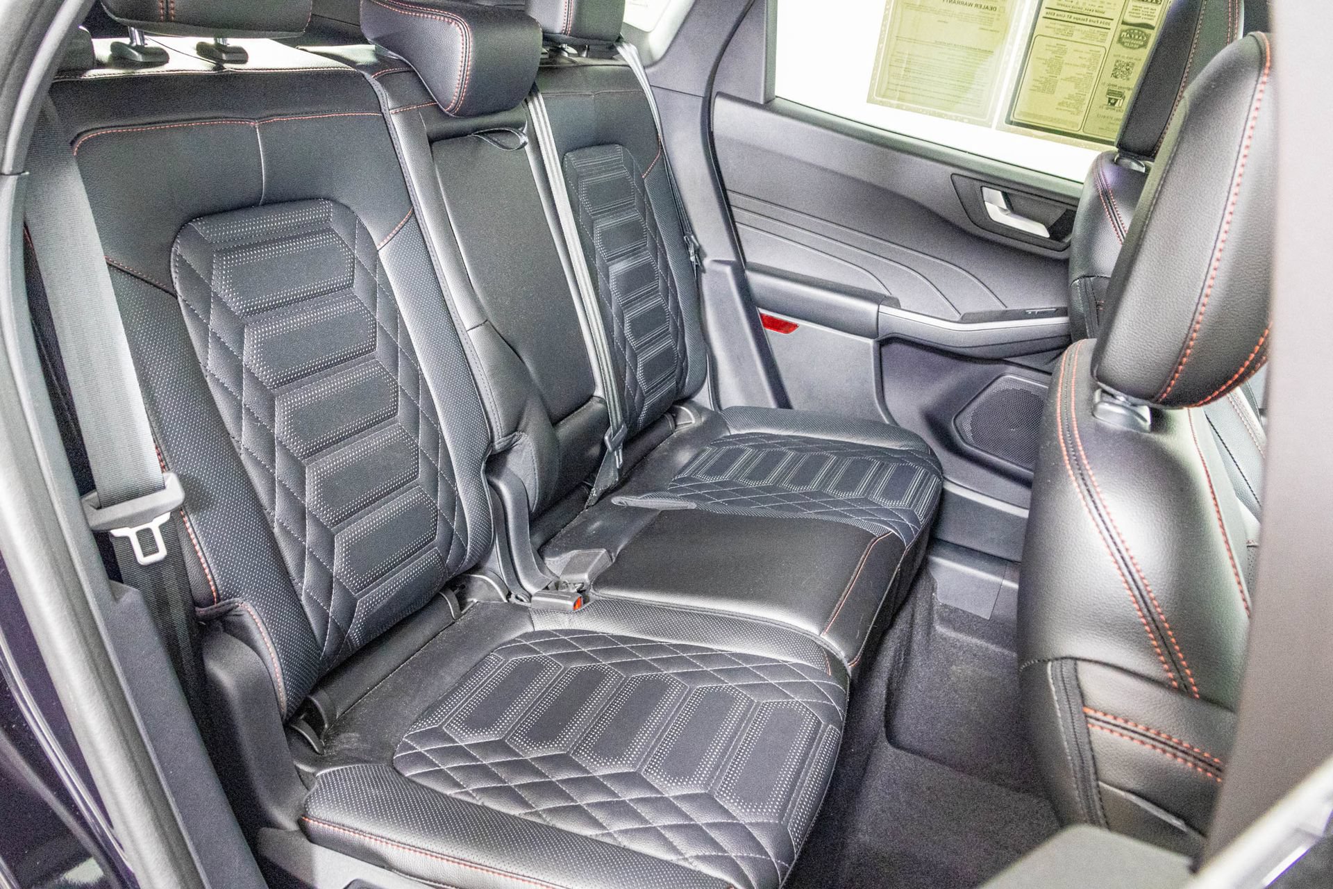 Used 2024 Ford Escape ST-Line Elite w/ Premium Technology Package AWD/4WD image 46