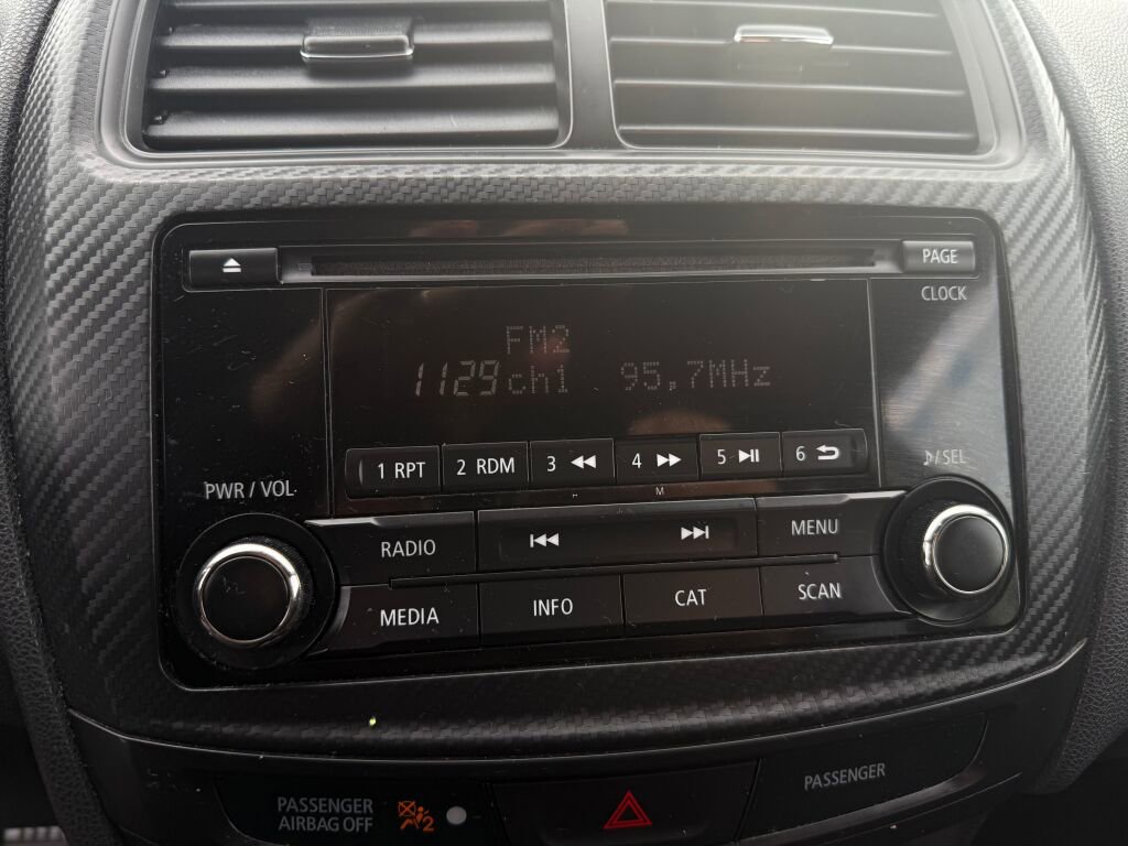 Used 2017 Mitsubishi Outlander Sport ES image 13