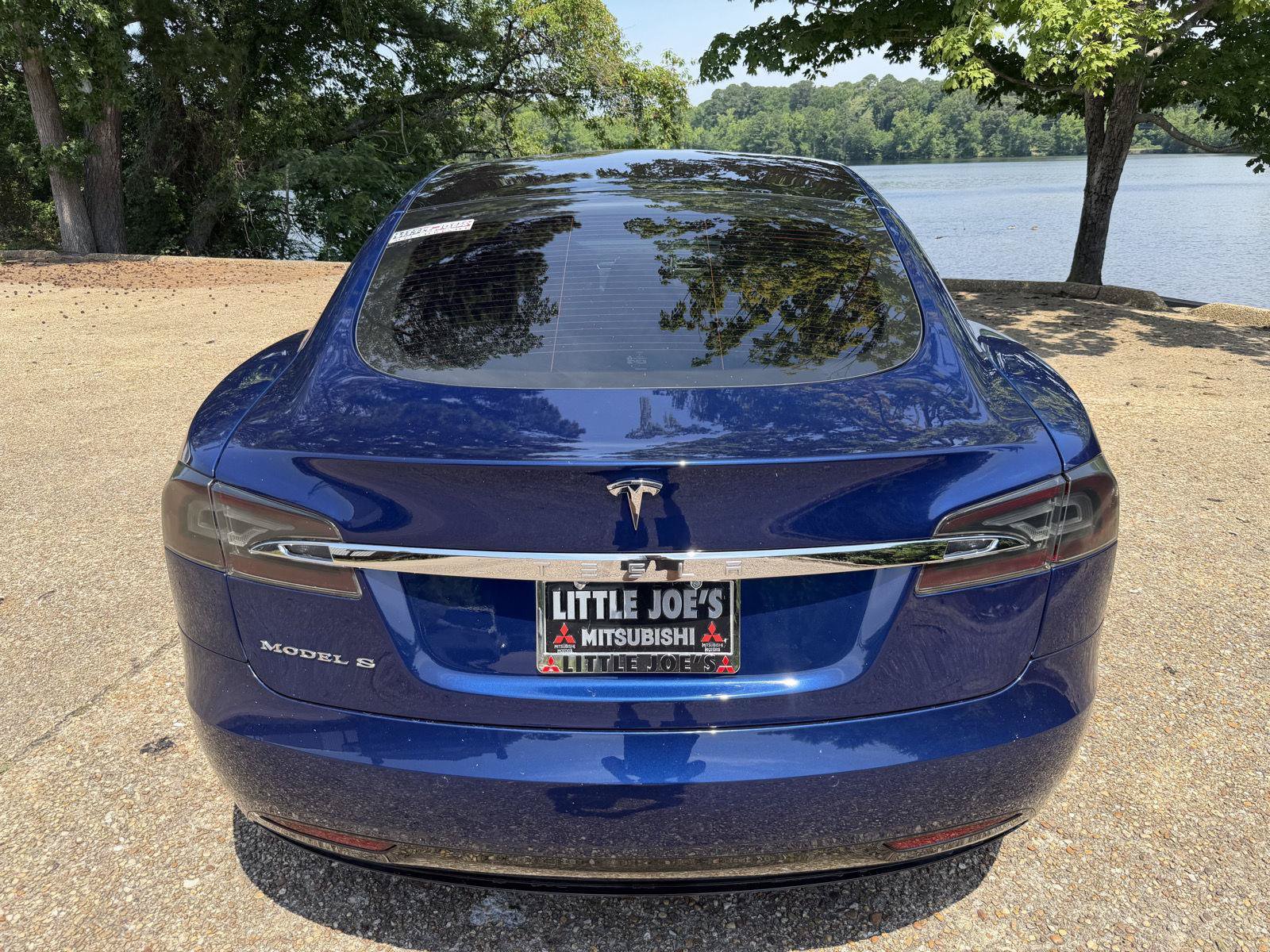 Used 2017 Tesla Model S 75 RWD image 4