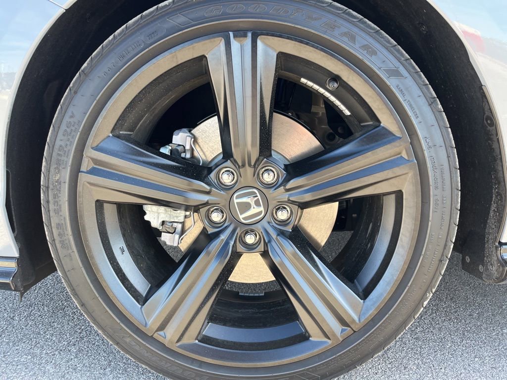 Used 2025 Honda Accord Sport image 13