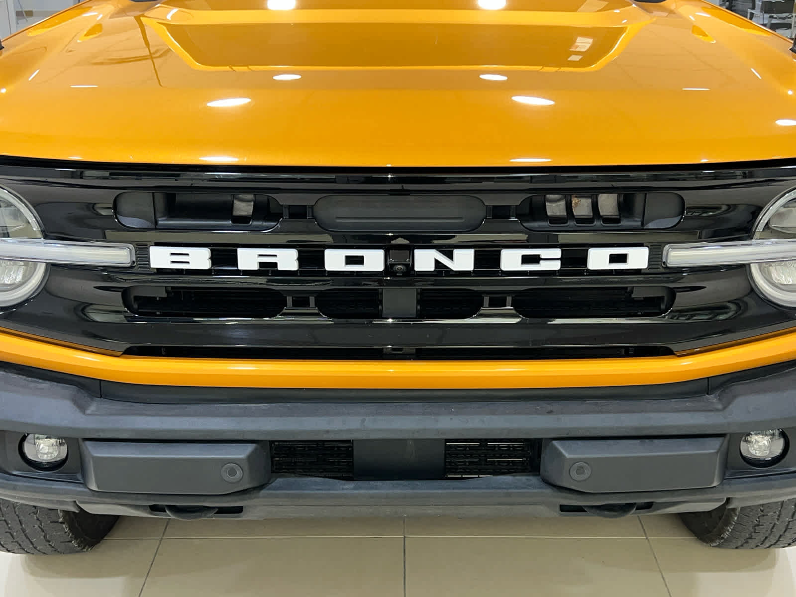 Used 2022 Ford Bronco Outer Banks AWD/4WD image 3