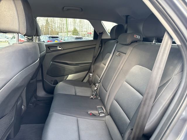 Used 2017 Hyundai Tucson SE image 16