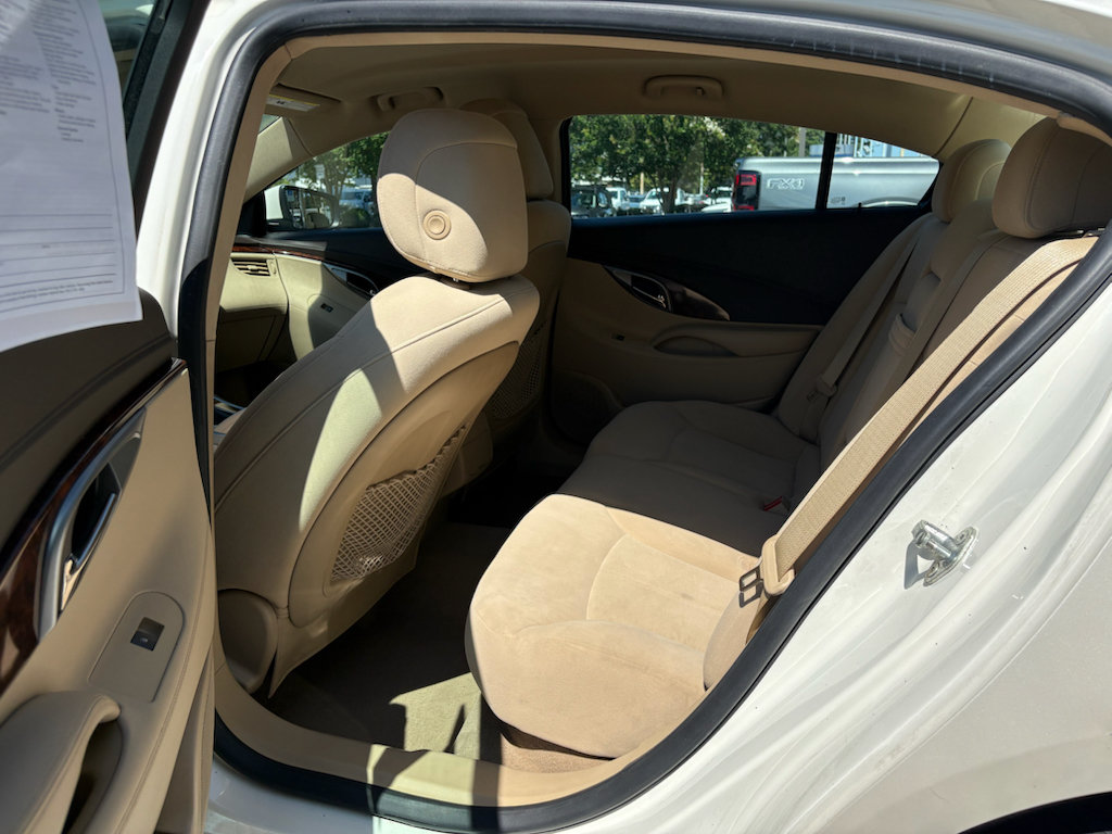 Used 2011 Buick LaCrosse CX FWD image 11