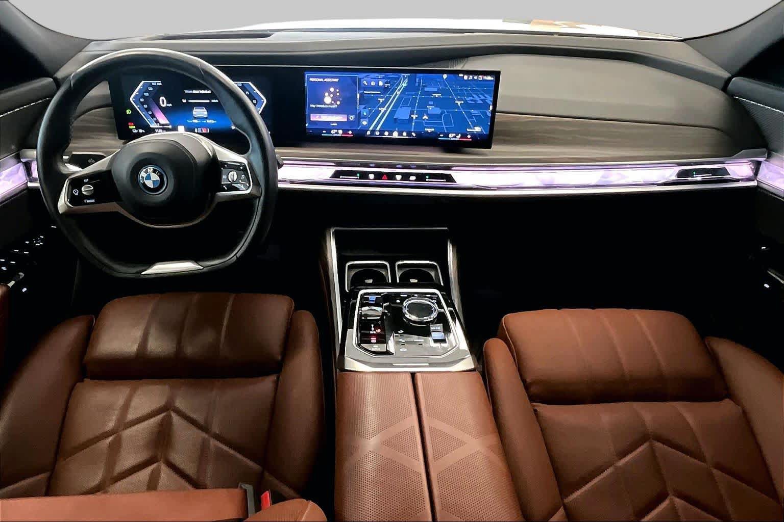 Used 2024 BMW i7 xDrive60 AWD/4WD image 14