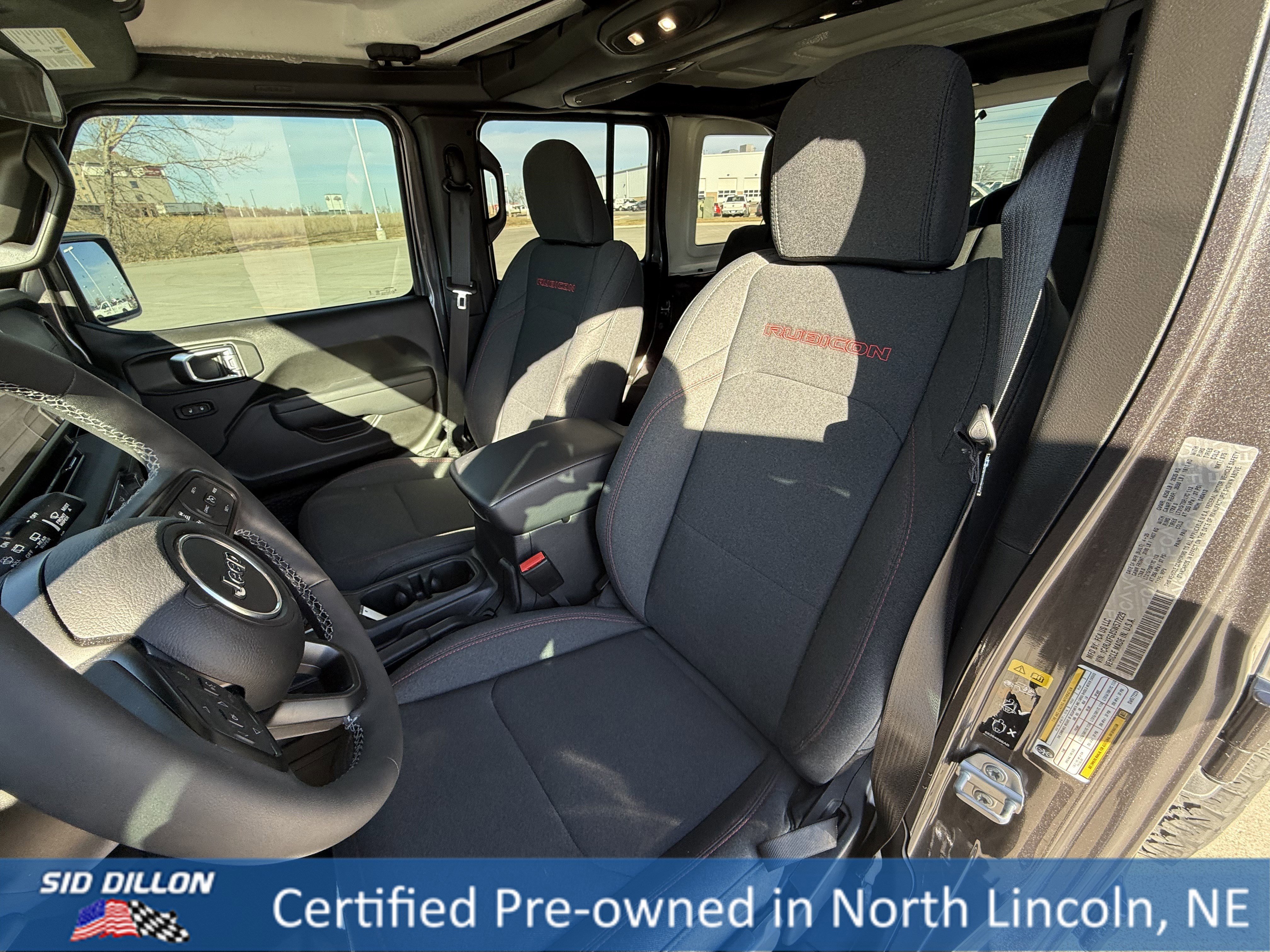 Used 2025 Jeep Wrangler Unlimited Rubicon w/ XTREMEE 35" Tire Package image 19