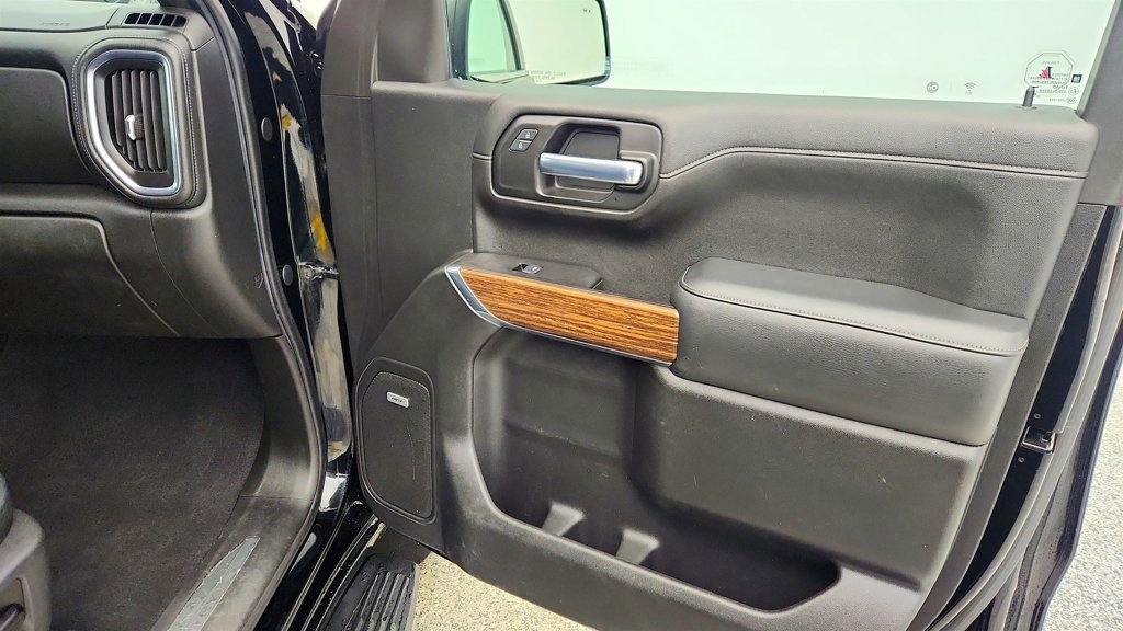 Used 2020 Chevrolet Silverado 1500 High Country w/ Technology Package image 28