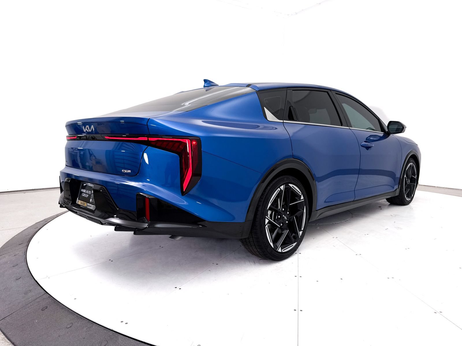 Certified 2025 Kia K4 GT-Line w/ GT-Line Premium Package FWD image 18
