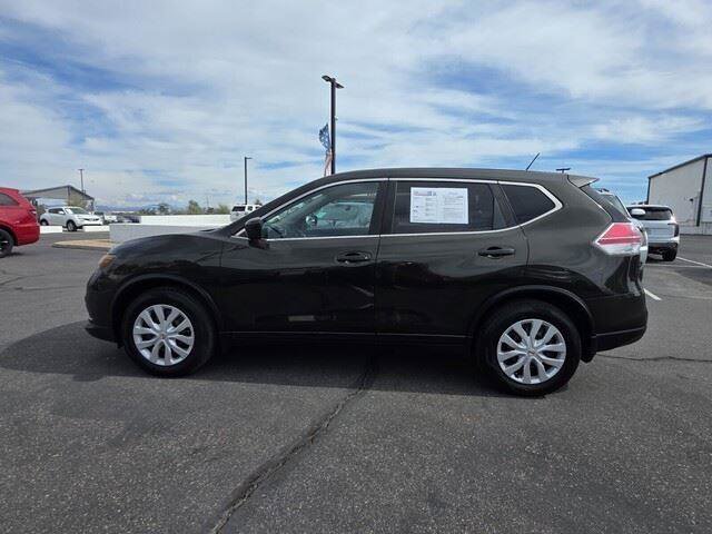 Used 2016 Nissan Rogue S w/ S Family Package FWD image 4