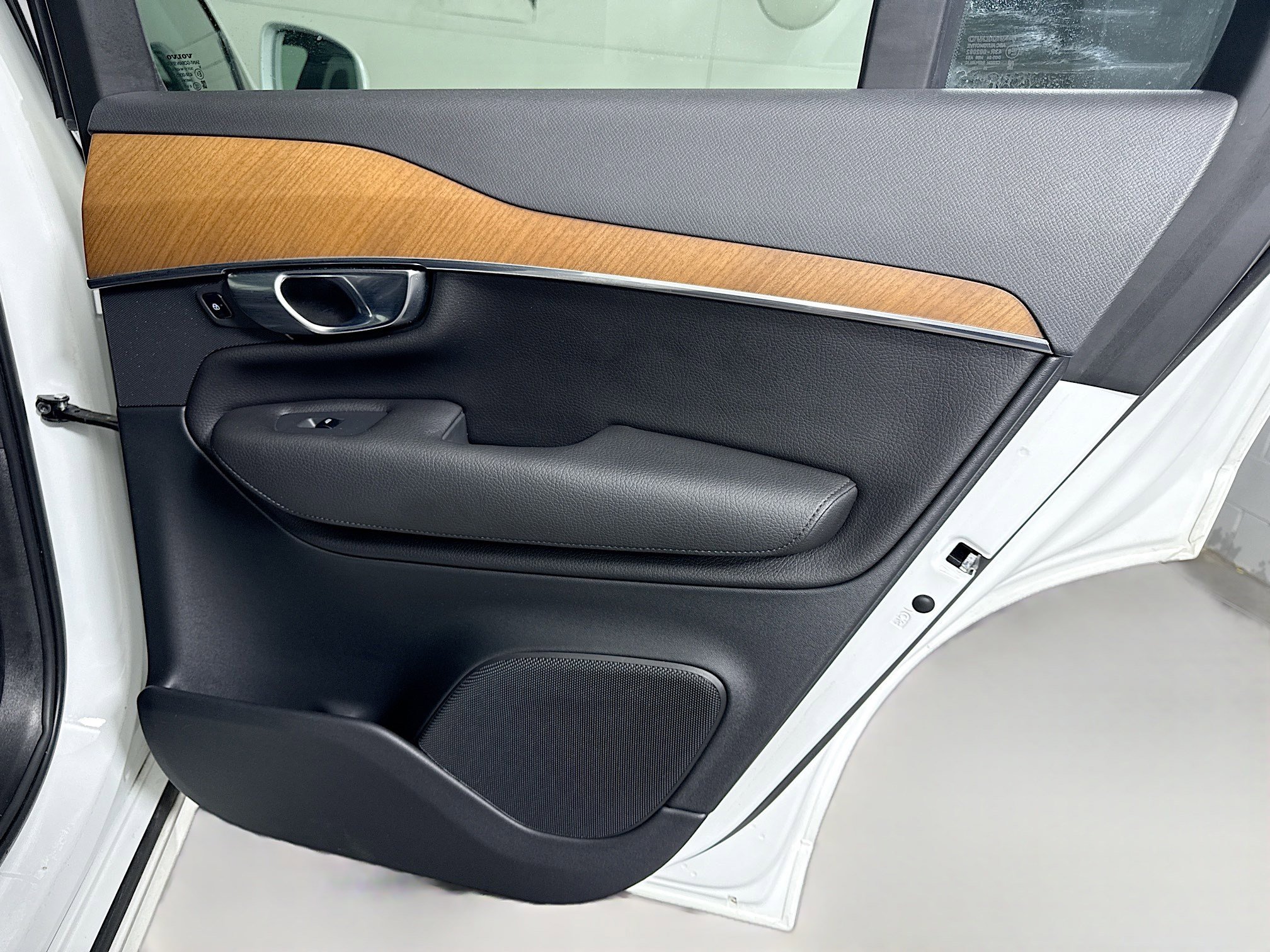 Used 2022 Volvo XC90 T8 Inscription Expression image 28