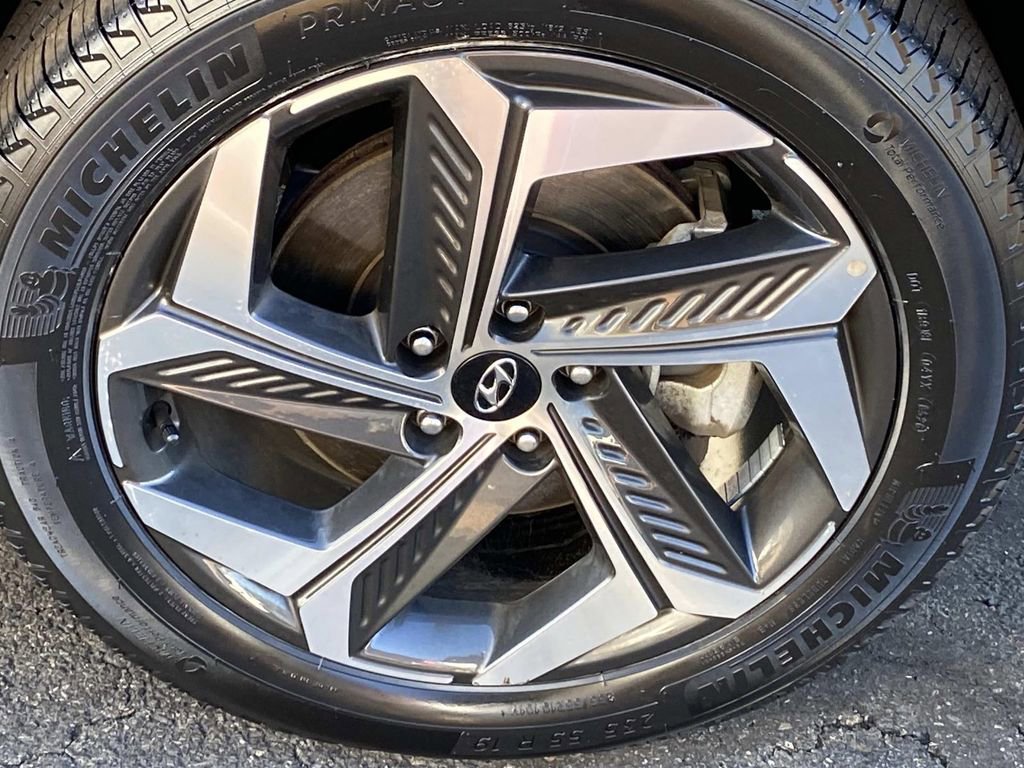 Used 2023 Hyundai Tucson Limited image 29