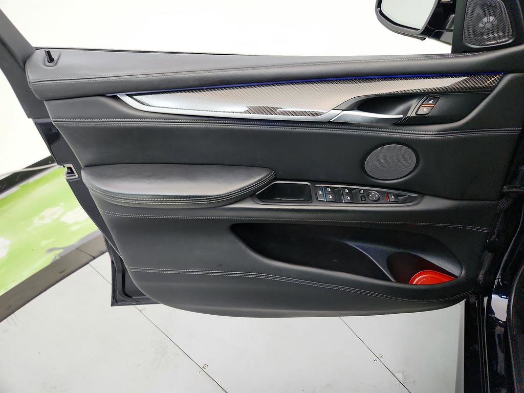 Used 2018 BMW X5 M w/ Executive Package image 24
