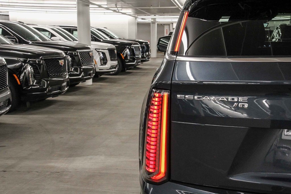 New 2026 Cadillac Escalade IQ Luxury 2 image 7