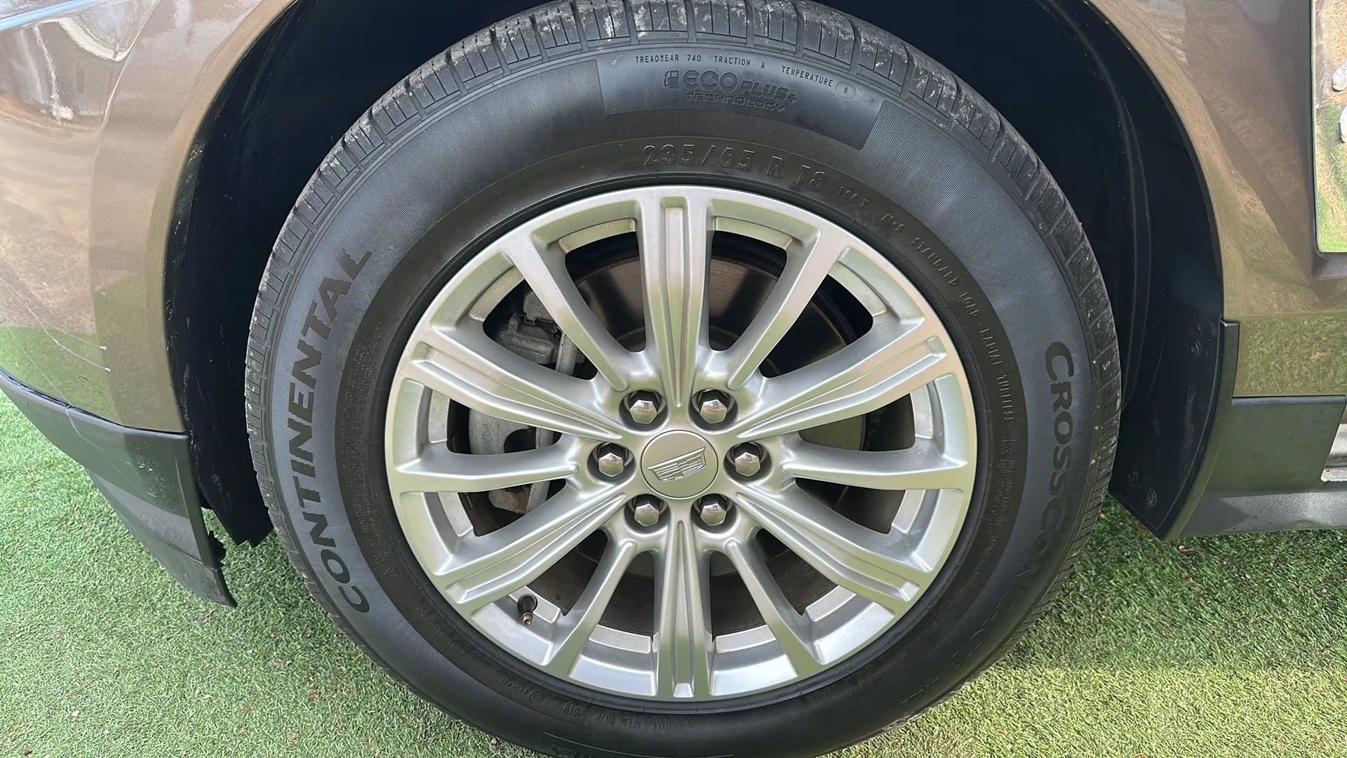 Used 2014 Cadillac SRX Performance w/ Driver Awareness Package image 47