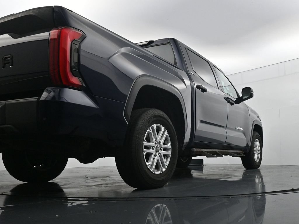 Used 2023 Toyota Tundra SR5 w/ SR5 Convenience Package AWD/4WD image 32