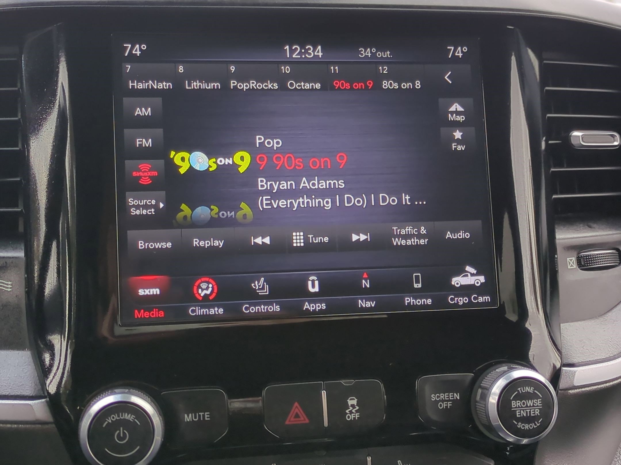 Used 2019 RAM 3500 Big Horn image 25