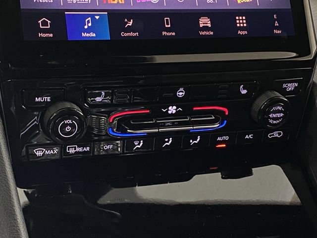 New 2025 Jeep Grand Cherokee Limited w/ Trailer Tow Package image 29