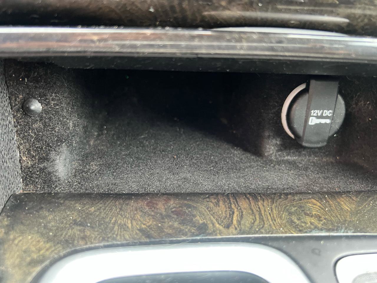 Used 2016 Chrysler 300 C AWD/4WD image 18