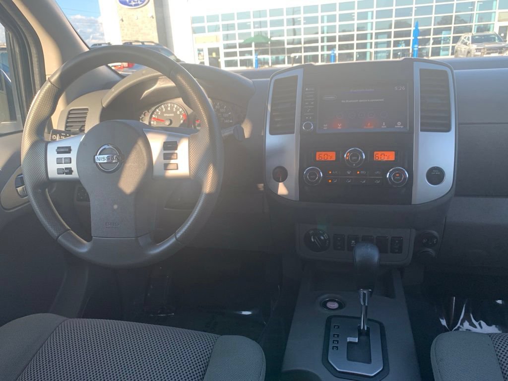Used 2021 Nissan Frontier SV w/ Midnight Edition Floor Mats AWD/4WD image 13