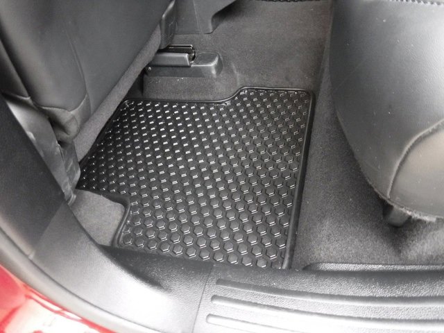 Used 2020 Jeep Cherokee Trailhawk w/ Cold Weather Group image 38