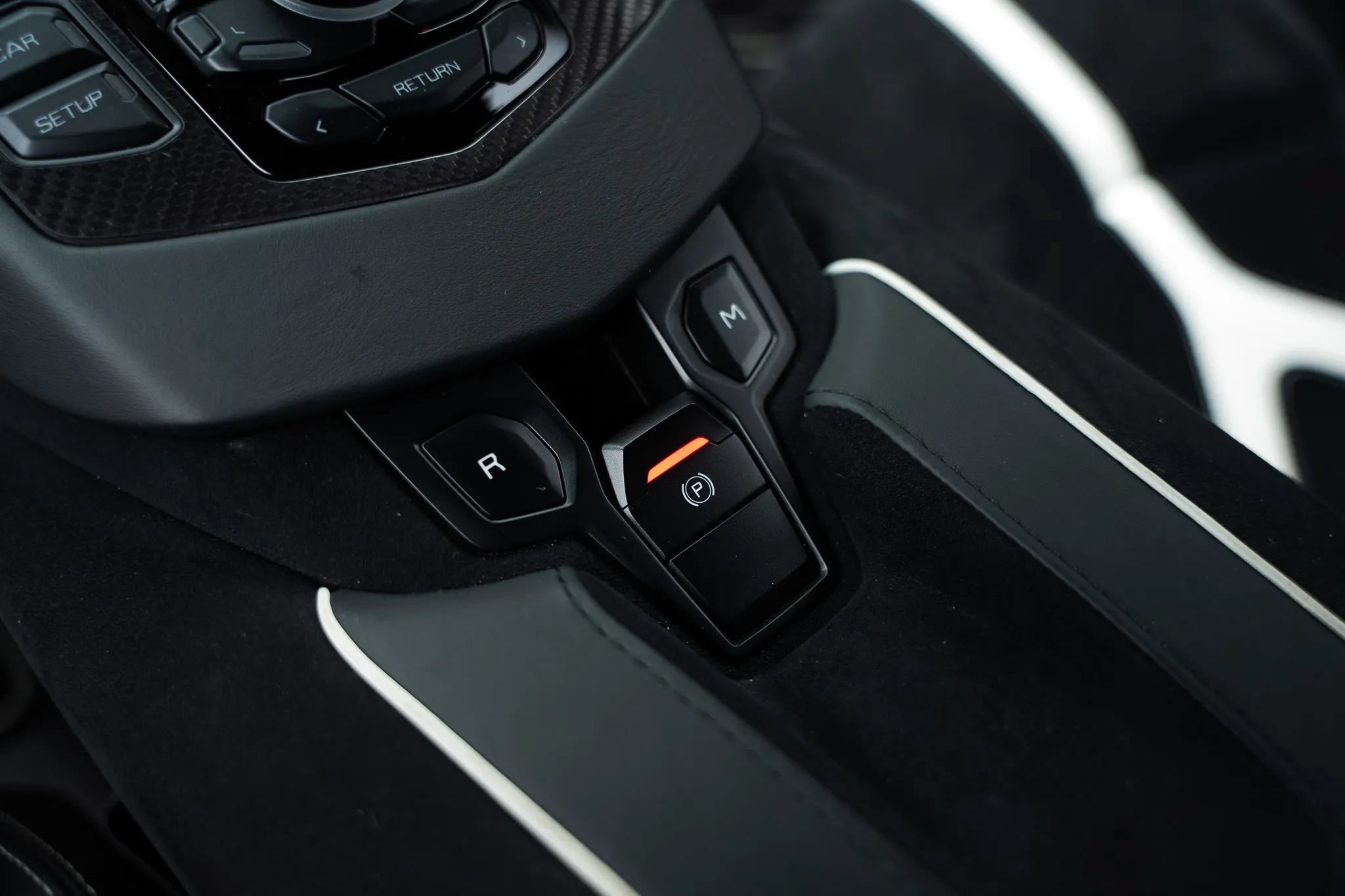 Used 2019 Lamborghini Aventador SVJ AWD/4WD image 53