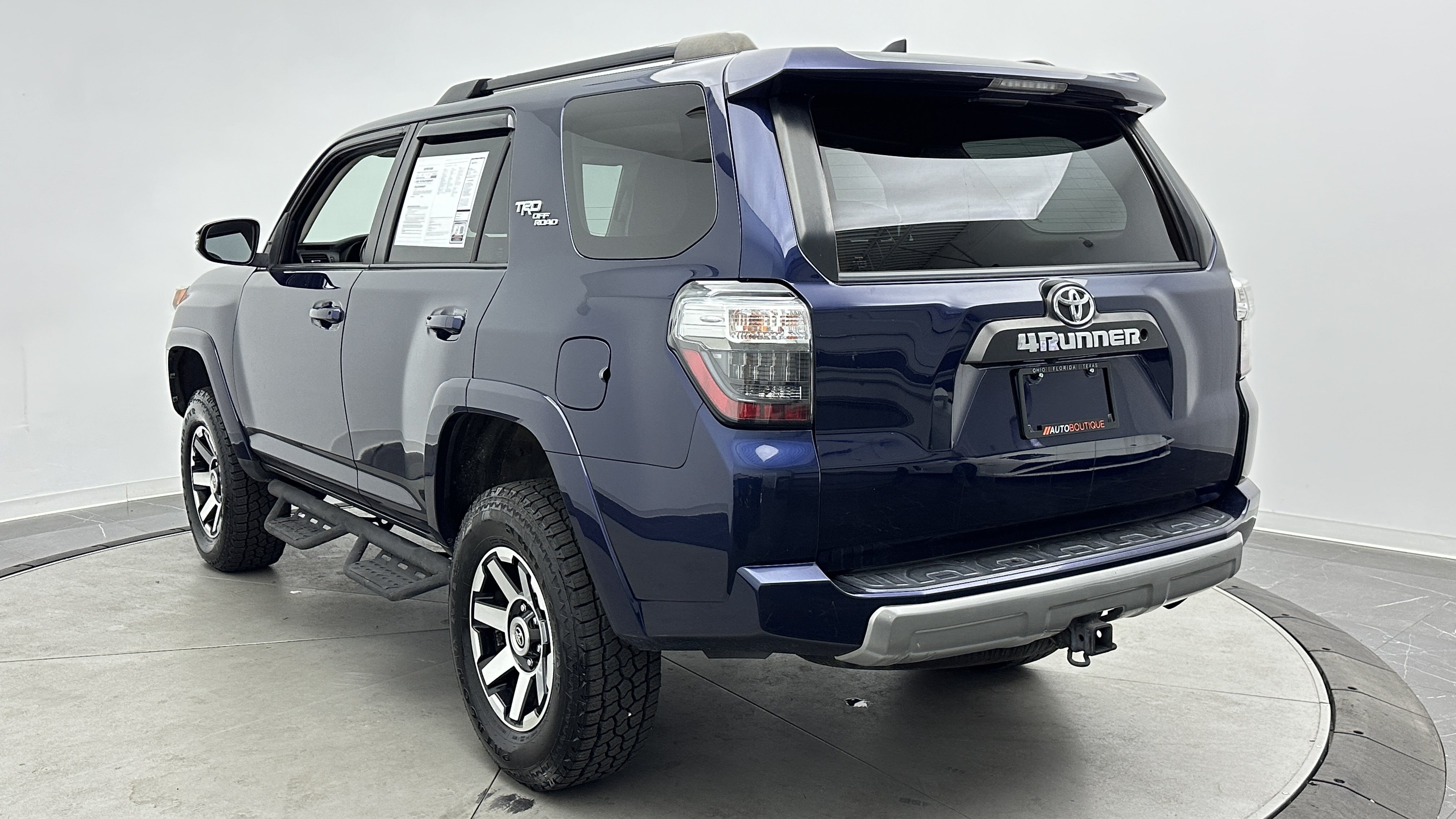 Used 2019 Toyota 4Runner TRD Off-Road Premium AWD/4WD image 4