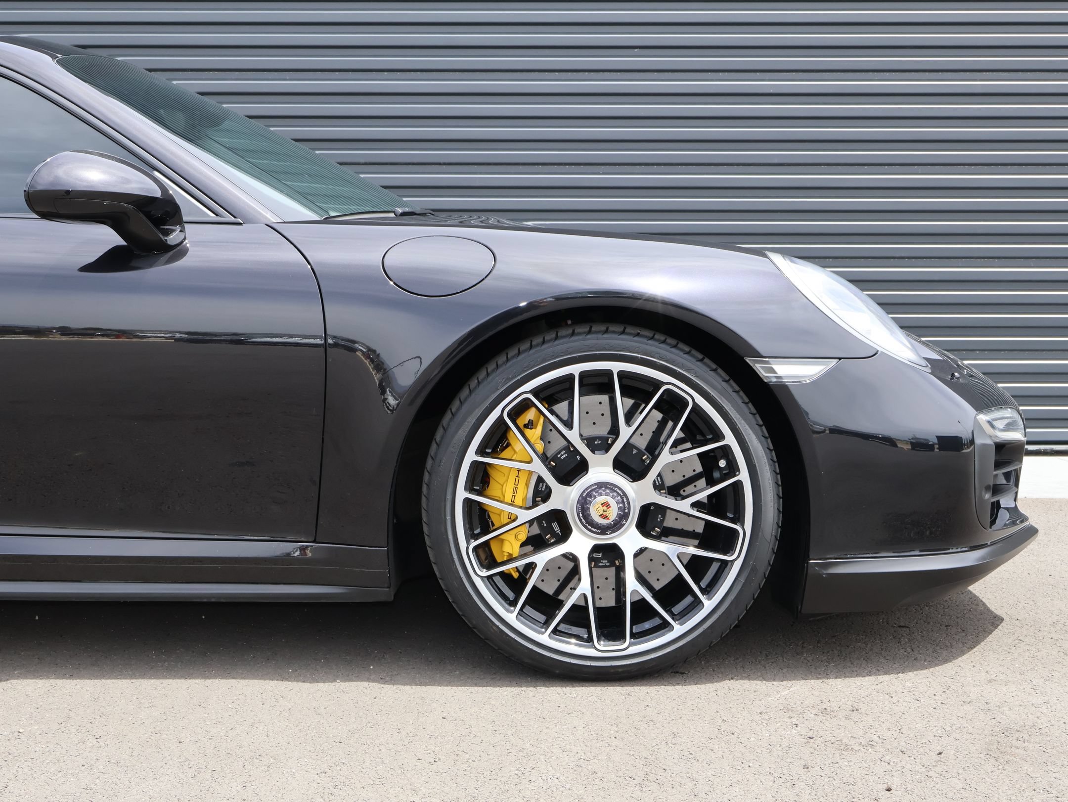 Used 2014 Porsche 911 Turbo S AWD/4WD image 11