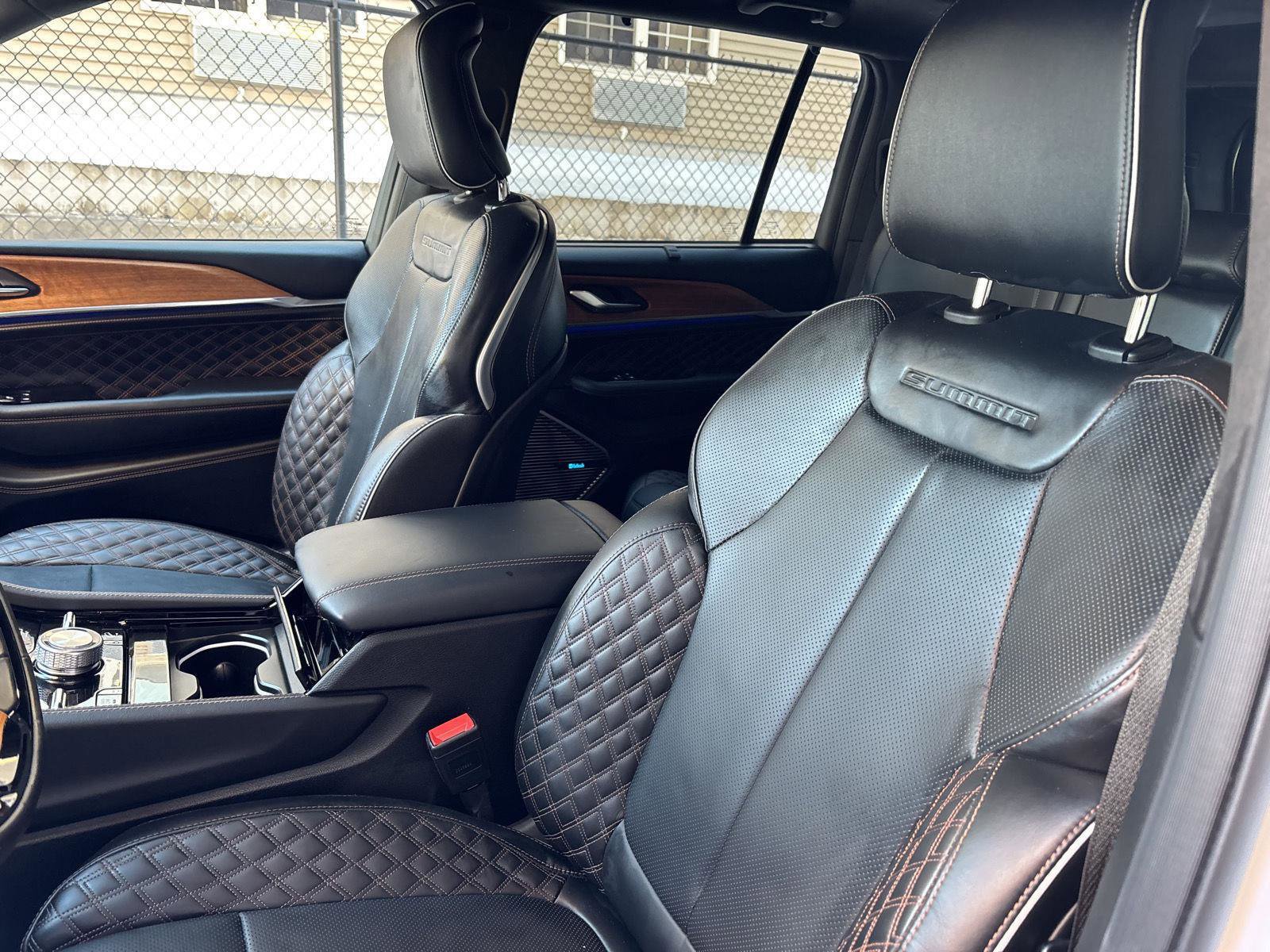 Used 2022 Jeep Grand Cherokee Summit image 14