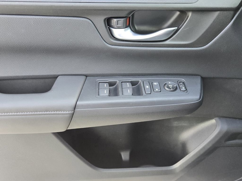 Certified 2025 Honda CR-V LX image 25