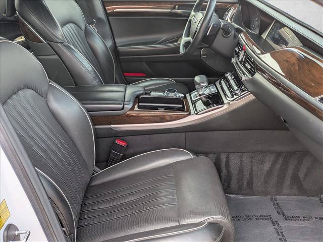 Used 2018 Genesis G90 5.0 Ultimate RWD image 24