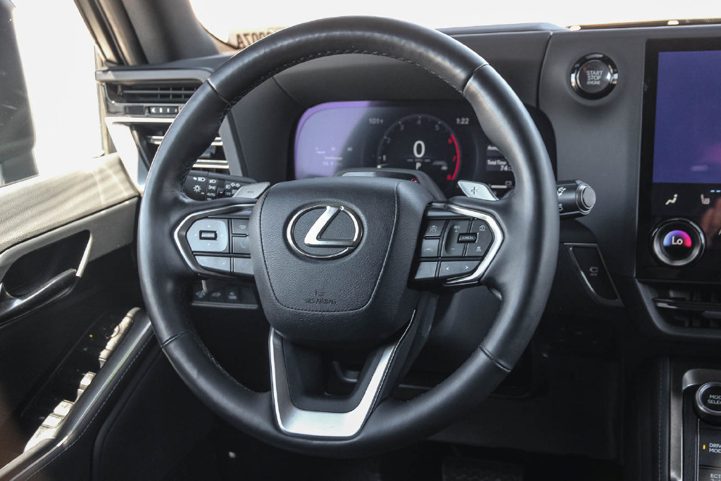 Certified 2024 Lexus GX 550 w/ Accessory Package (2T) AWD/4WD image 16