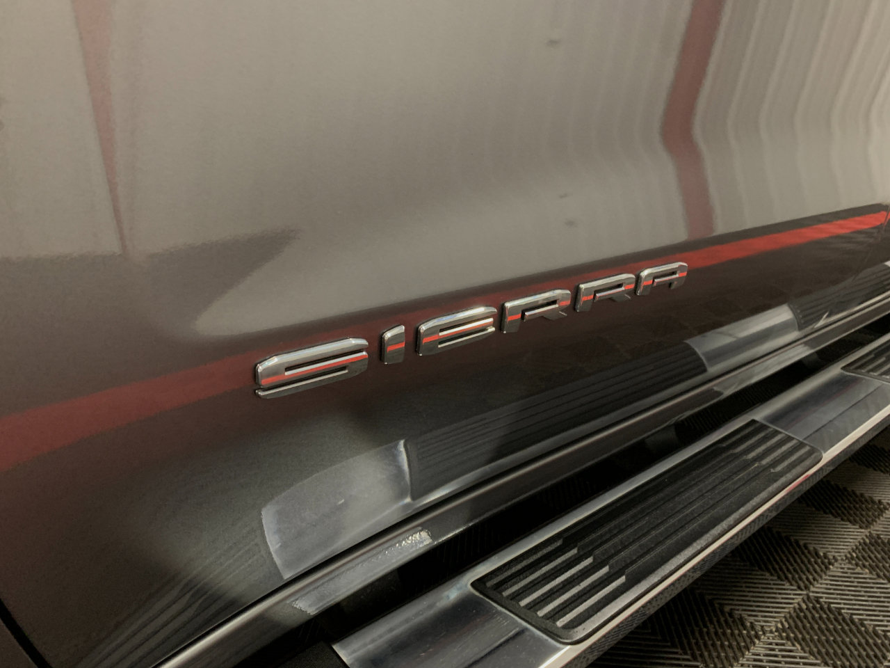 Used 2020 GMC Sierra 1500 SLT w/ SLT Premium Plus Package image 16
