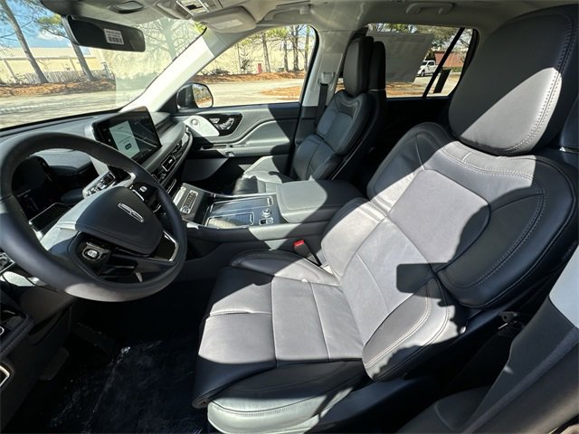 New 2026 Lincoln Aviator Reserve image 11