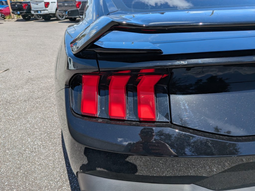 Used 2025 Ford Mustang GT Premium w/ GT Performance Package RWD image 12