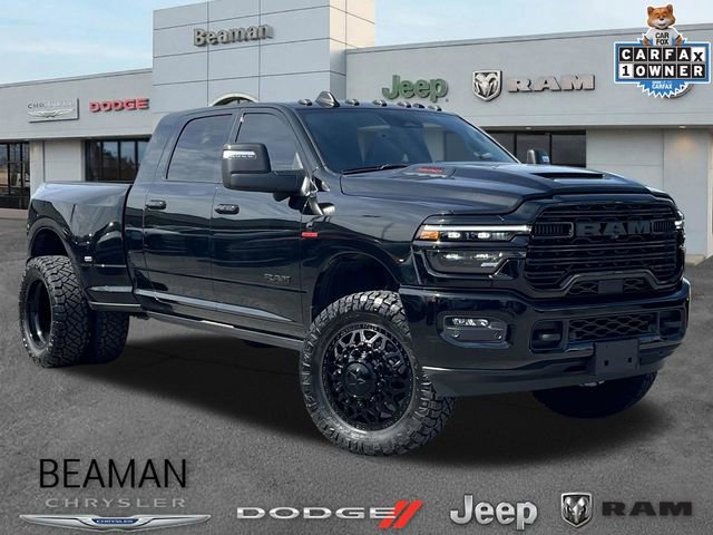 Used 2025 RAM 3500 Laramie AWD/4WD image 1