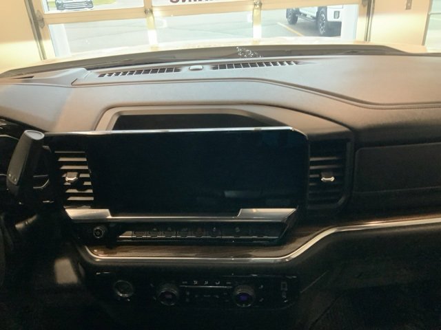 Used 2023 Chevrolet Silverado 1500 RST w/ Z71 Off-Road Package image 22