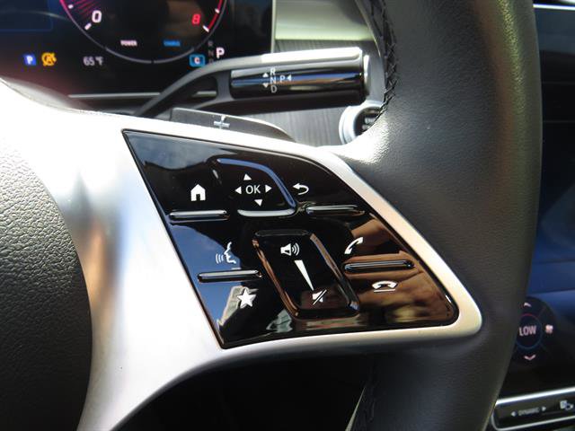 Used 2025 Mercedes-Benz C 300 4MATIC Sedan image 11