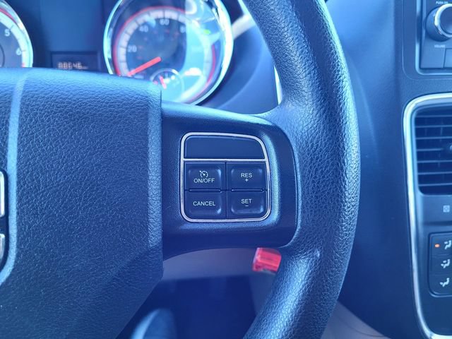 Used 2015 Dodge Grand Caravan American Value Package FWD image 23