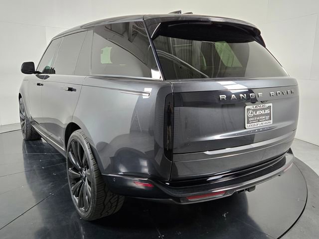 Used 2025 Land Rover Range Rover Long Wheelbase SE image 4